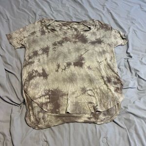 Soft tie-dye American Eagle tee